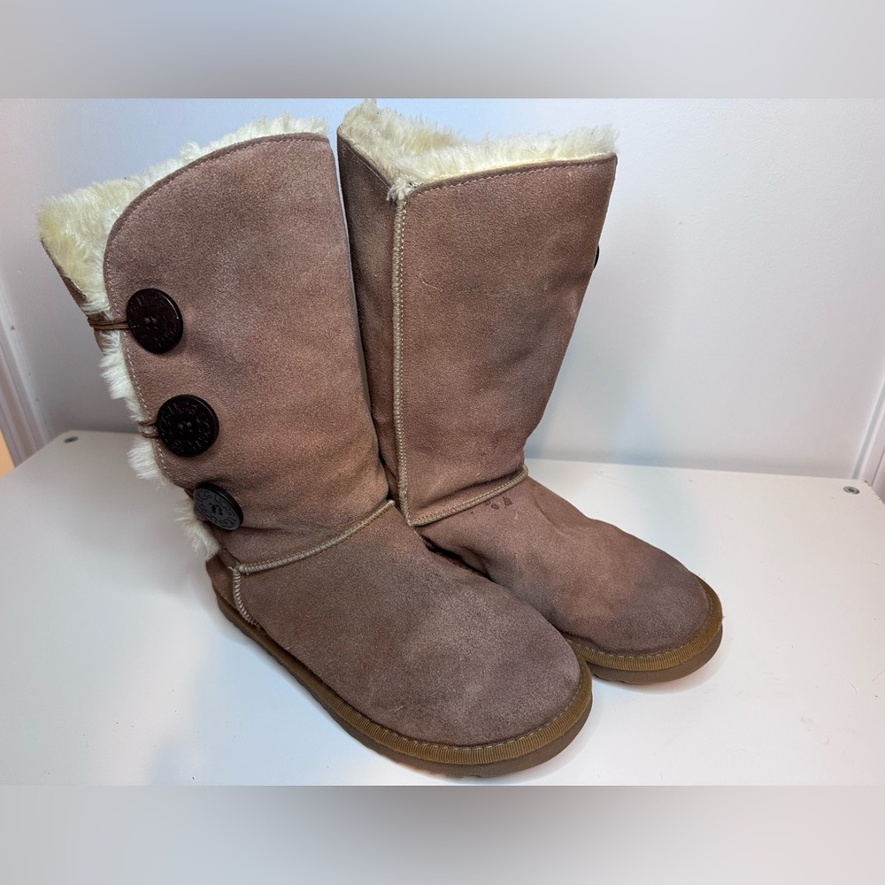 Bailey Button Triplet II Boot, Chestnut